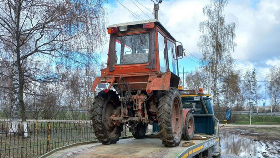 В Чувашии поймали нетрезвого тракториста, который оказался худруком Дома культуры