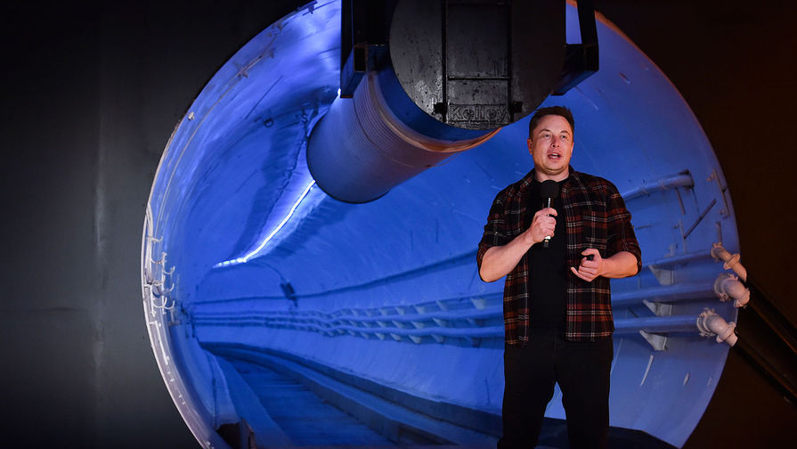 Американский миллиардер и предприниматель Илон Маск открыл первый скоростной подземный туннель под городом Хортон в округе Лос-Анджелес
