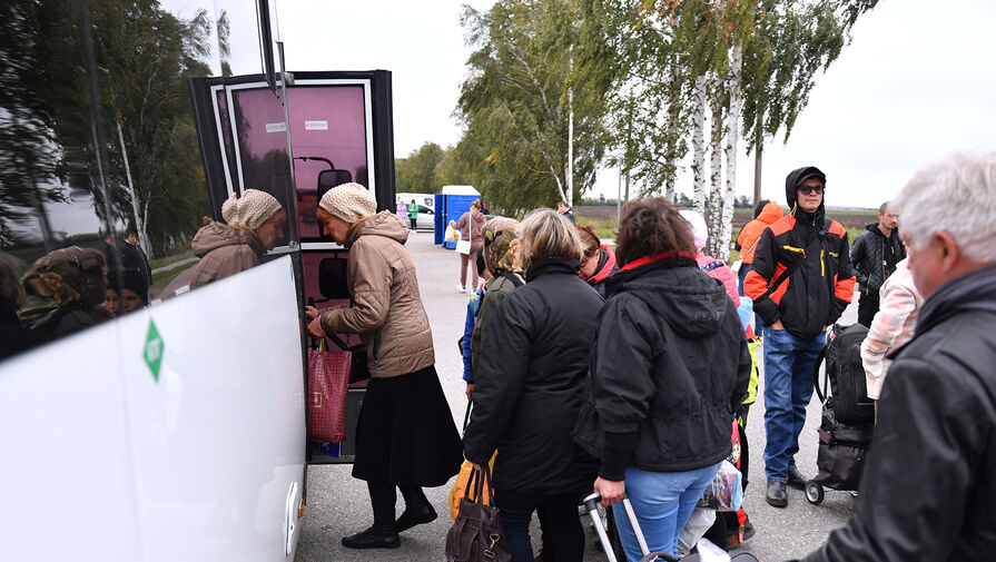 Белгородские волонтеры оказали помощь беженцам на границе