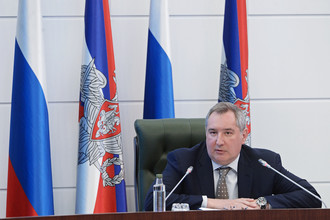 Заместитель председателя правительства РФ Дмитрий Рогозин на расширенном заседании коллегии Военно-промышленной комиссии в Национальном центре управления обороной России в Москве
