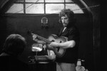 <b>Сергей Юрский на съемках фильма «Маленькие трагедии» (1979). </b><br><br>
Завершающим проектом в сотрудничестве Швейцера и Юрского стал телефильм «Маленькие трагедии», созданный по произведениям Александра Сергеевича Пушкина. Сергей Юрский сыграл итальянца-импровизатора, который объединяет пушкинские сочинения в один сюжет.
В статье «К Пушкину тропа», опубликованной в издании «Советская культура», литературовед Владимир Турбин так оценивает эту роль актера: «Тон задает Сергей Юрский: итальянец-поэт, пришелец, гость холодного Петербурга импровизирует стихи на заданные темы. Слова сходят с его уст непринужденно, но и с едва-едва скрываемым напряжением. Что ни слово — то внезапность, находка, по-своему чудо».
В 1999 году, в честь 200-летия со дня рождения поэта, актер был награжден Медалью Пушкина за заслуги в области культуры, просвещения, литературы и искусства. 