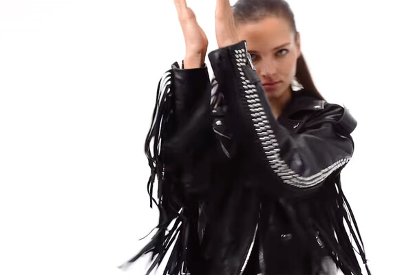 маленькая дочь голая 