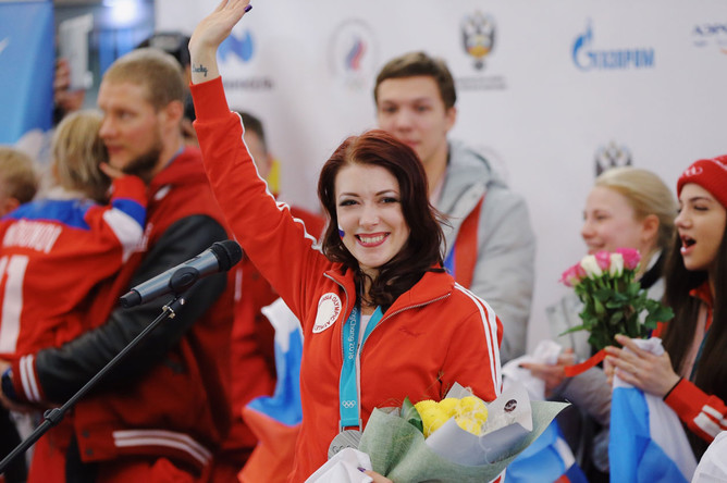 Фигуристки Екатерина Боброва