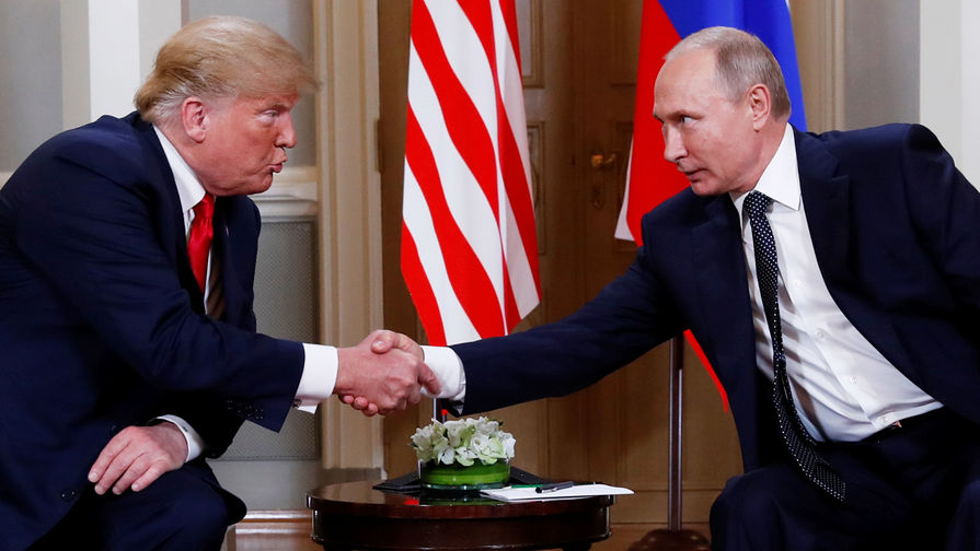 Президент США Дональд Трамп и президент России Владимир Путин во время встречи в&nbsp;Хельсинки, 16 июля 2018 года