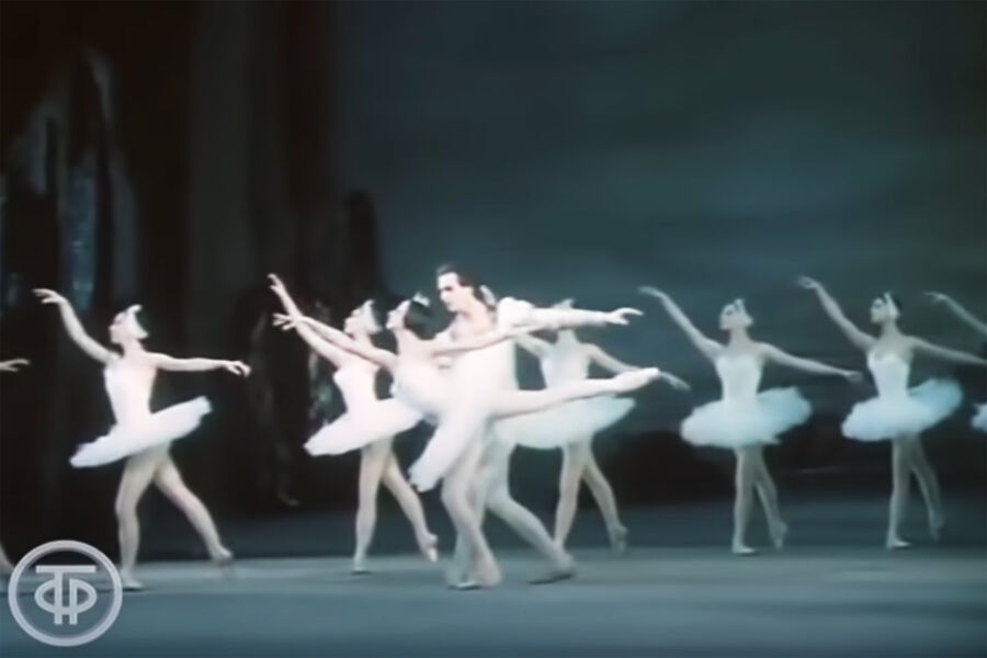 Чайковский «Лебединое озеро» (1983) (кадр из видео)