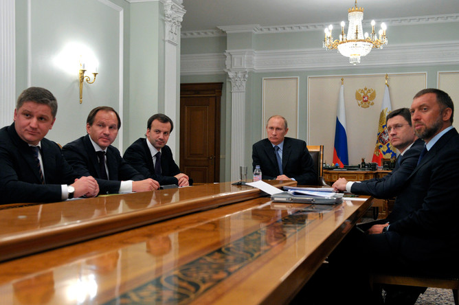 Путин призвал учитывать интересы миноритариев ФСК и МРСК