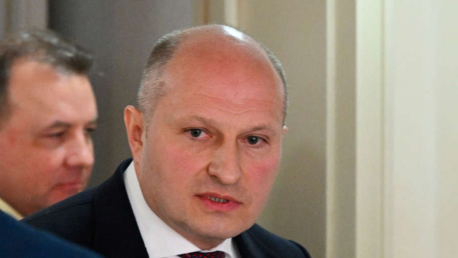 Глава МЧС России Куренков прибыл на место взрыва на Крымском мосту