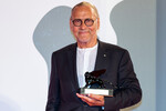Режиссер Андрей Кончаловский на 77-м Венецианском кинофестиваля, 2020 год. Его фильм «Дорогие товарищи» получил специальный приз
