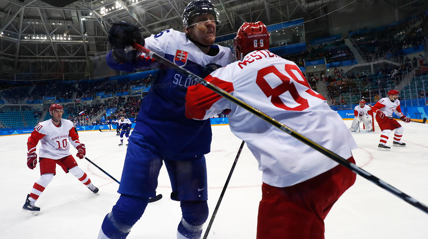 Во время матча группового этапа на XXIII зимних Олимпийских играх по хоккею: Словакия — Россия, 14 февраля 2018 года