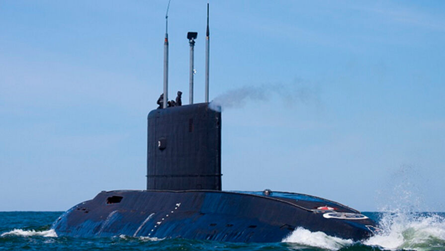 Российская подводная лодка Уфа вышла на учения с боевой стрельбой
