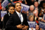 Мишель Обама с мужем во время предвыборной кампании Барака Обамы, 2008 год