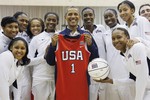 Барак Обама с баскетболистками США