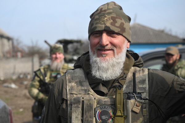 "No queremos vivir mucho de todos modos". Kadyrov se fue a vivir con Delimkhanov después de los rumores de enfermedad