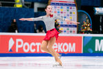 Арина Онищенко выступает с произвольной программой на чемпионате России — 2022