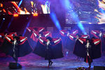 Государственный ансамбль танца «Нохчо» выступает на концерте, посвященном Дню города, в амфитеатре на берегу реки Сунжа в Грозном