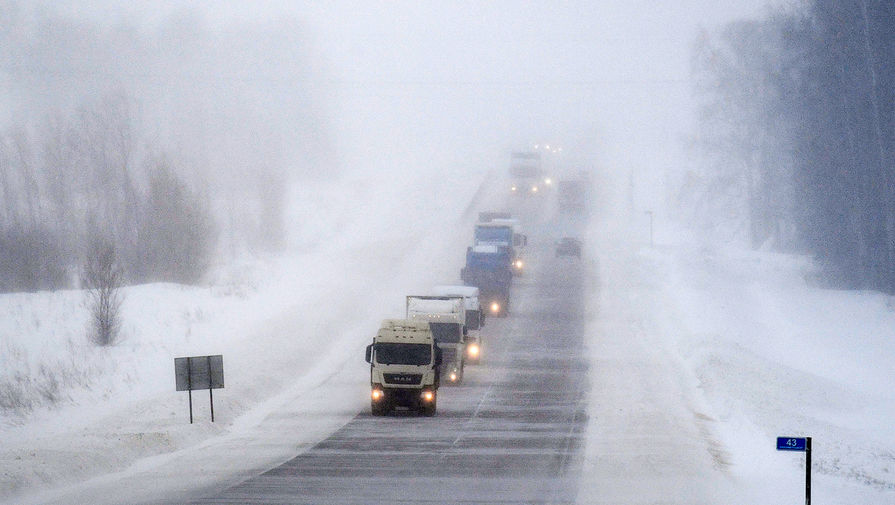 В Мурманской области закрыли граничащий с Норвегией участок трассы Р-21