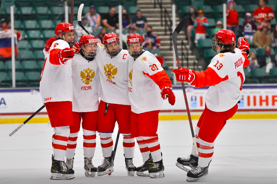 Эпизод матча Россия — Финляндия, юниорский чемпионат мира по хоккею