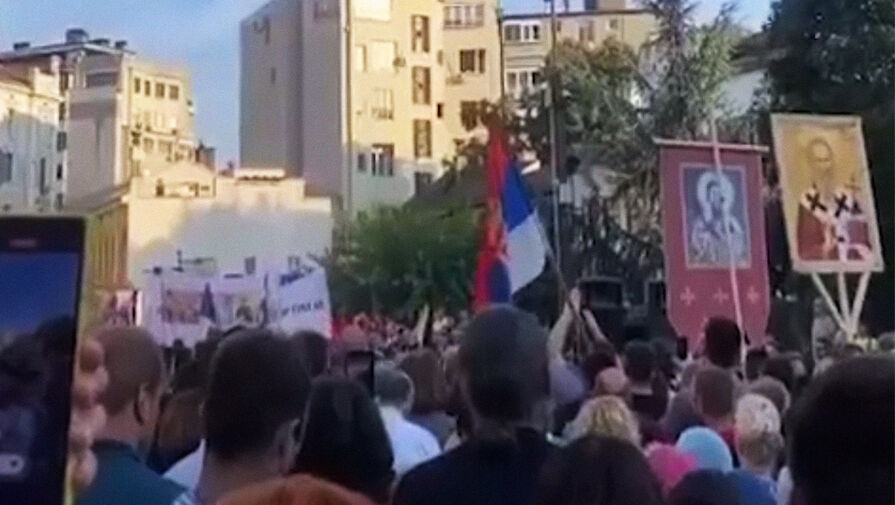 В Белграде прошло масштабное шествие в поддержку традиционных семейных ценностей