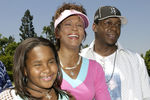 Певица с семьей в 2004 году