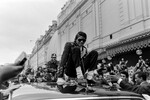 Майкл Джексон прибыл на церемонию открытия своей восковой фигуры в музей Мадам Тюссо, Лондон, Великобритания, 1985 год