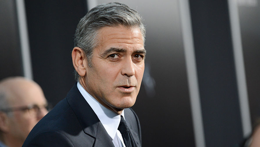 Джордж Клуни (54 года)