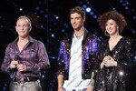 Виктор Рыбин, Наталья Сенчукова и их сын Василий в проекте Первого канала «Две звезды», 2025 год