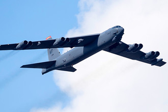 Бомбардировщик ВВС США В-52