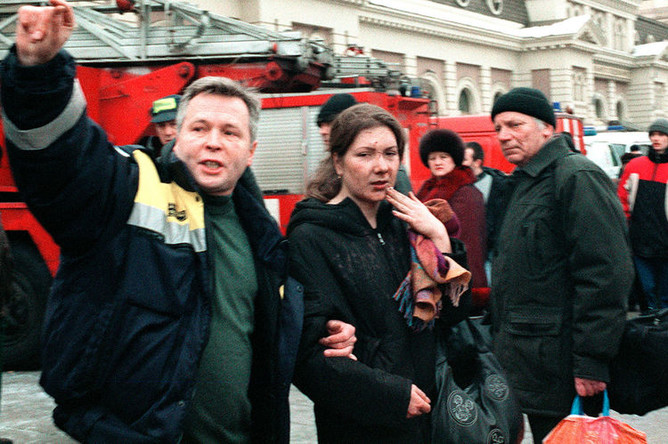 06 февраля 2004 года