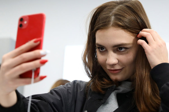 Старт продаж новых iPhone в Москве, 20 сентября 2019 года