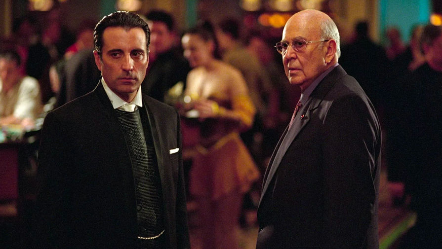 Кадр из фильма «Одиннадцать друзей Оушена» (2001)