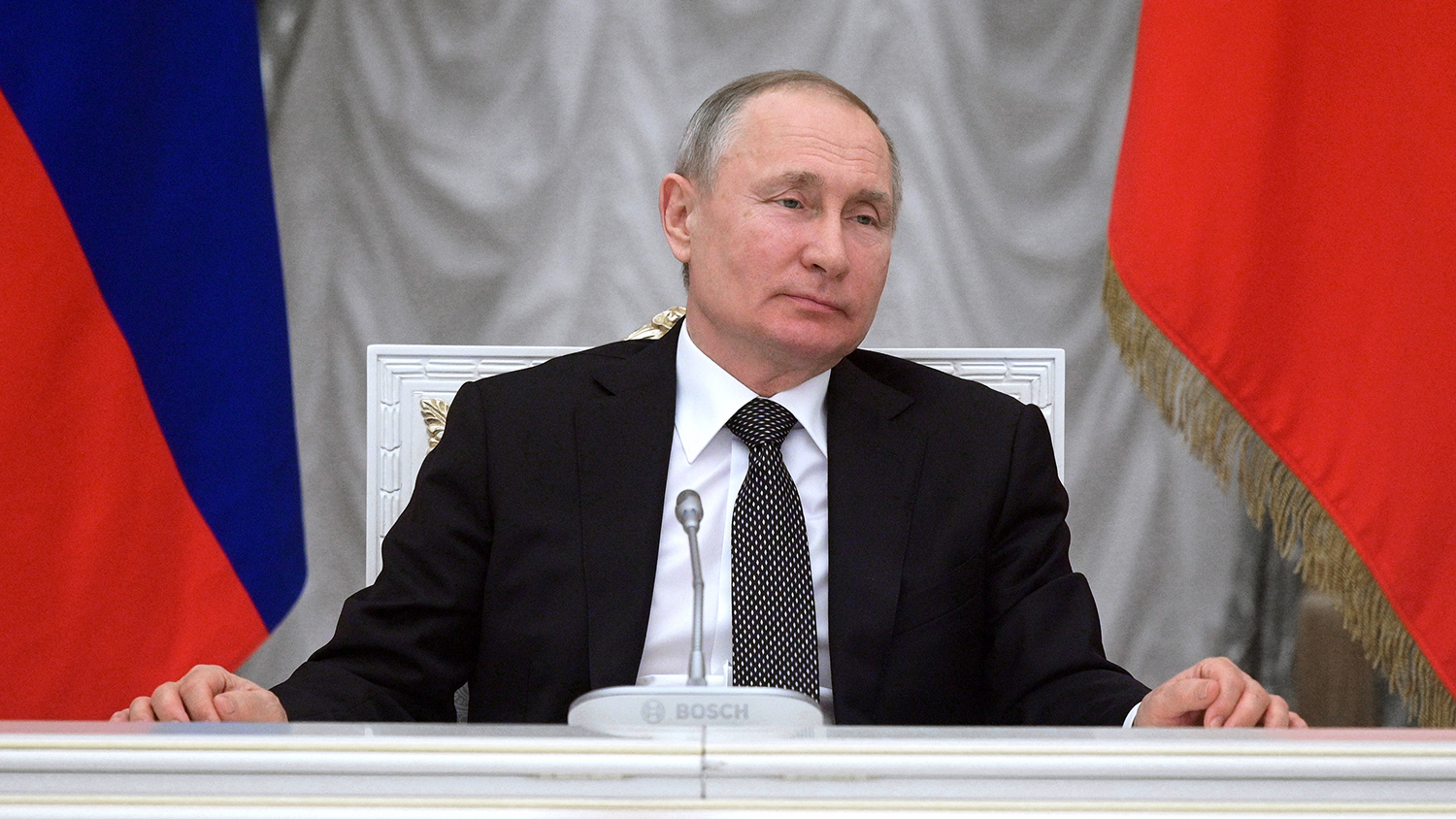 O presidente russo, Vladimir Putin, durante uma reunião com membros do grupo de trabalho para preparar propostas ...