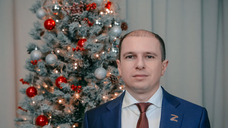 Депутат Романов поздравил жителей Петербурга с Новым 2023 годом