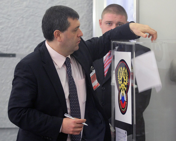 Алишер Аминов проиграл Сергею Фурсенко на&nbsp;выборах два года назад