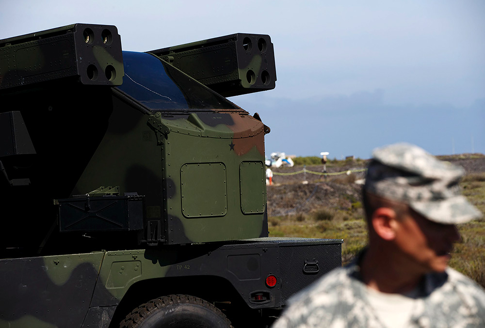 Система ПВО AN/TWQ-1 на военно-морской базе Вентура-Каунти в США