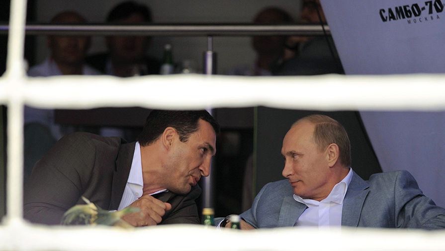 Владимир Кличко и Владимир Путин в Сочи, 2011 год