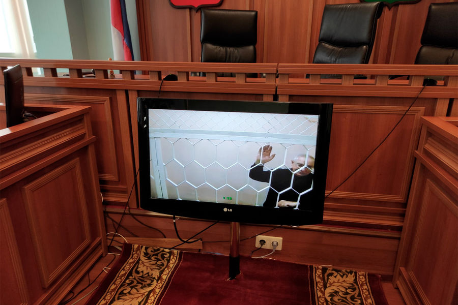 Юрий Жданов на заседании суда по видеосвязи