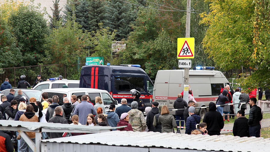 В Кремле пересмотрят эффективность охраны школ на фоне стрельбы в Ижевске