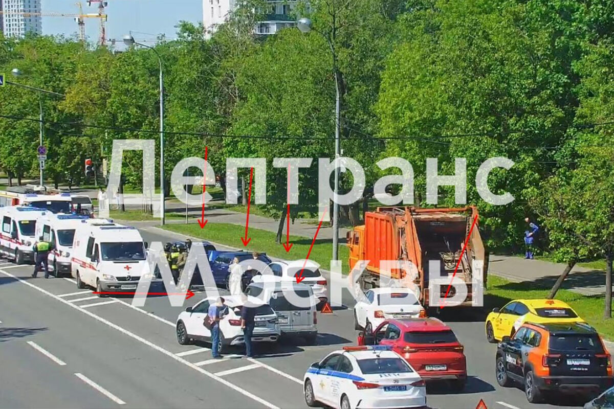 В Москве парализовало движение из-за массового ДТП на юго-востоке -  Газета.Ru | Новости