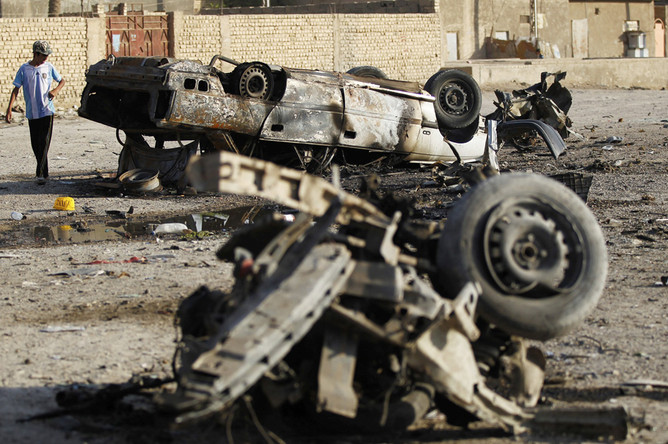 Одновременно в Киркуке на севере Ирака взорвались семь заминированных автомашин