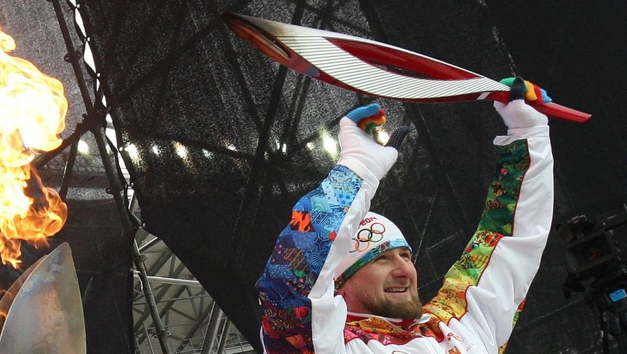 Рамзан Кадыров с олимпийским факелом в преддверии Игр в Сочи