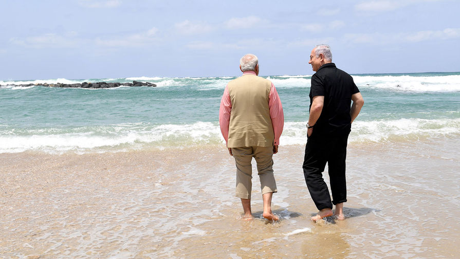 Премьер-министр Индии Нарендра Моди и премьер-министр Израиля Биньямин Нетаньяху в&nbsp;Израиле, 2017&nbsp;год
