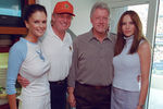 Модель Playboy Кайли Бакс, Дональд Трамп, Билл Клинтон, Меланья Трамп на теннисном турнире U.S. Open, Нью-Йорк, сентябрь 2000 года