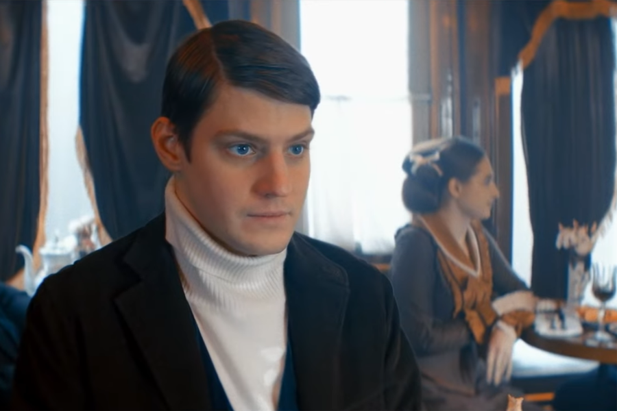 <b>«Купцы и дети» (сериал, 2024)</b>
<br><br>
«Купцы и дети» (сериал, 2024)
И вновь комедия без&nbsp;пошлости. Центральный конфликт сериала, действие которого разворачивается в&nbsp;1910 году, &mdash; отношения консервативного отца семейства купца Федора Намолина (Михаил Пореченков) и его сына Кости, который недавно вернулся из-за границы с&nbsp;новыми взглядами. Теперь он социалист, анархист и при&nbsp;этом, как оценивал своего героя сам Табаков, очень наивный человек.
