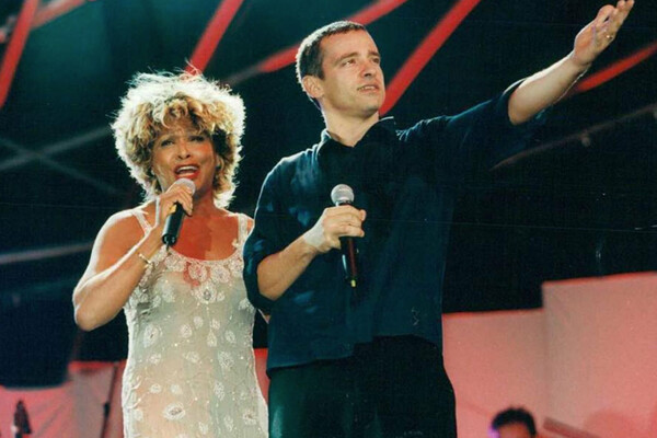 Певица Тина Тернер и певец Эрос Рамазотти, 1998&nbsp;год