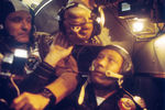 Американский астронавт Томас Стаффорд, летчики-космонавты СССР Валерий Кубасов и Алексей Леонов (слева направо) на борту орбитального космического комплекса «Союз-Аполлон»