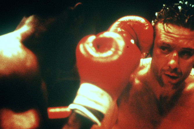 Микки Рурк в фильме «Простак» (1988)