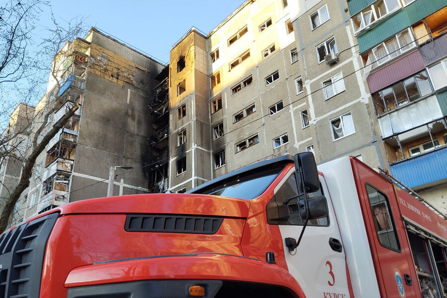 Жилой многоквартирный дом, пострадавший в&nbsp;результате падения беспилотного летательного аппарата, Курск, 15&nbsp;апреля 2025&nbsp;года