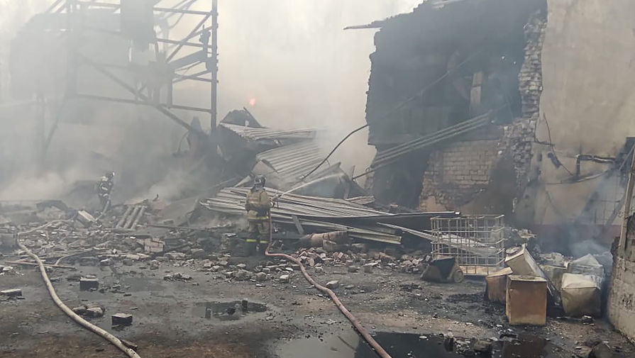 При взрыве на заводе в Рязанской области погибли не менее семи человек
