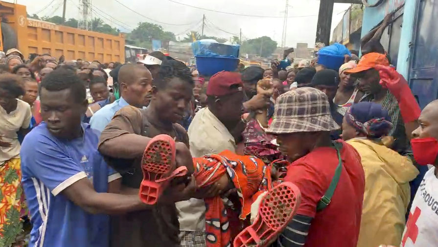В Конго 26 человек погибли после удара молнии