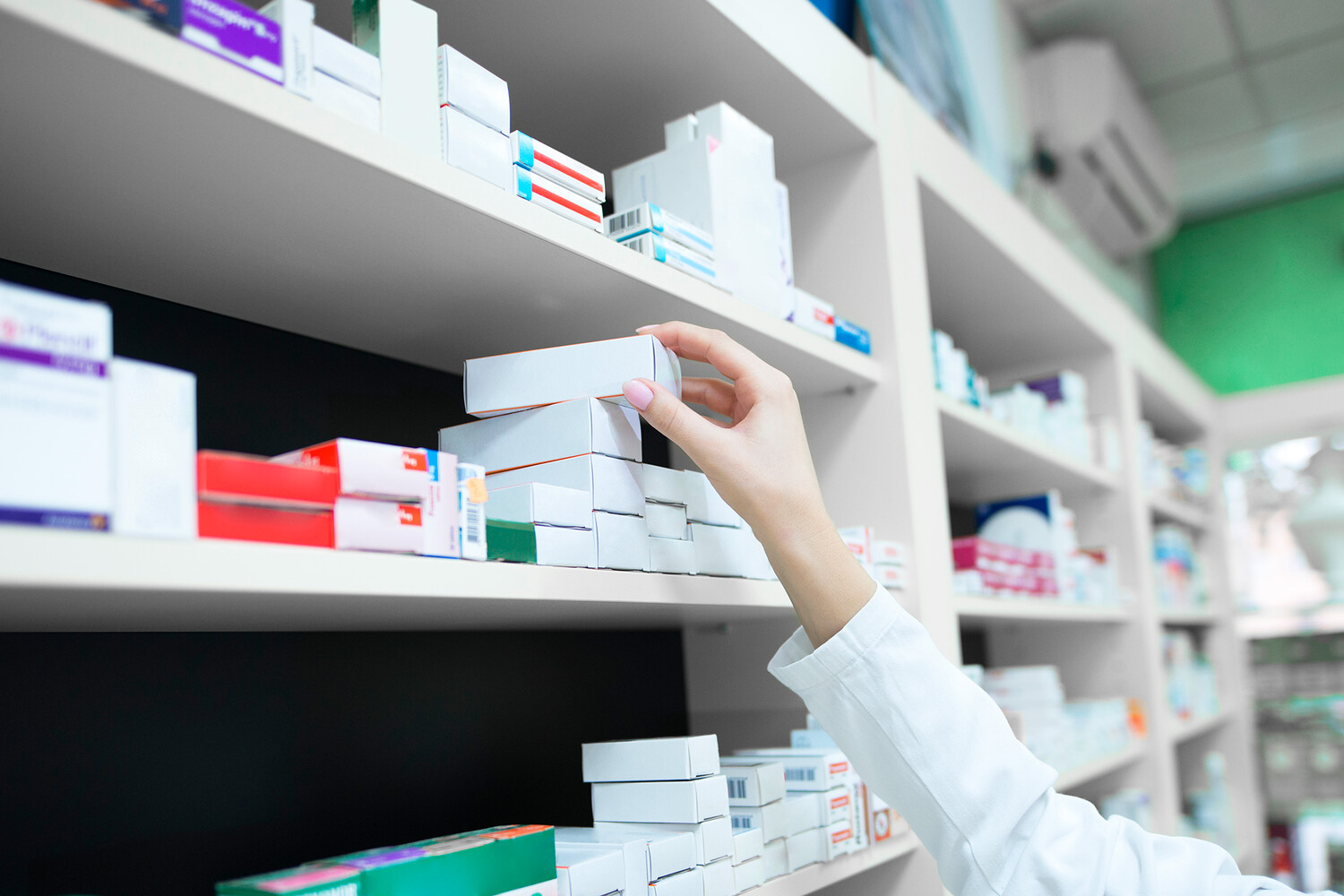 Часть аптек в России перестали продавать лекарства без рецепта - Газета.Ru  | Новости